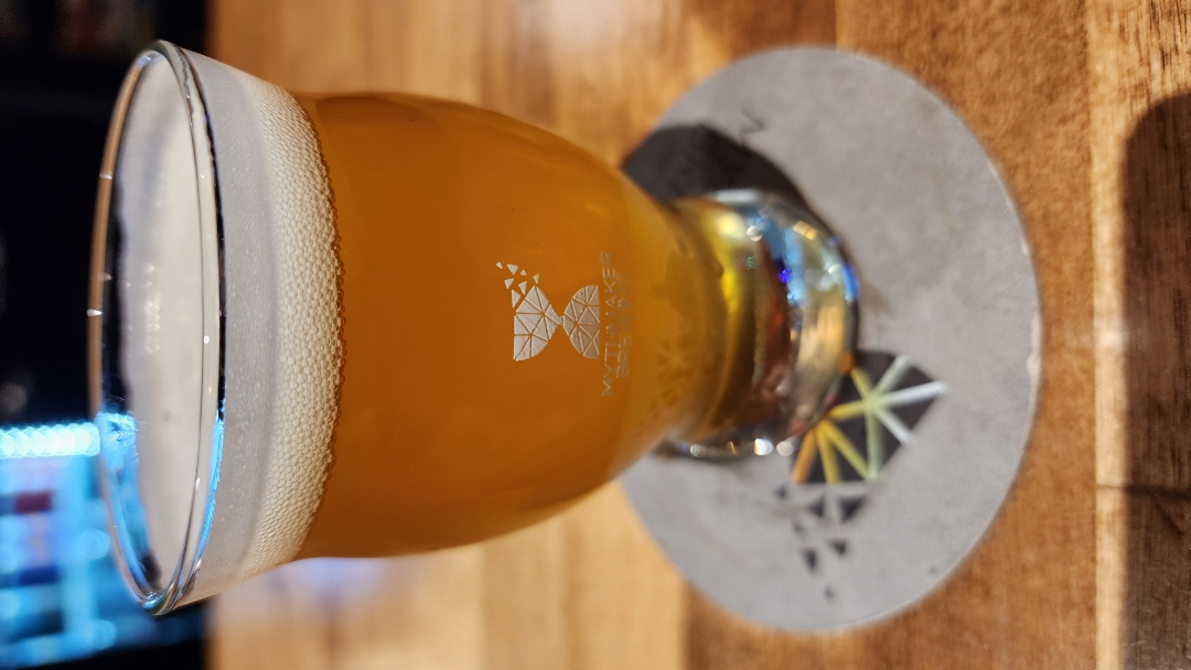 Mythmaker Pineapple Wowie